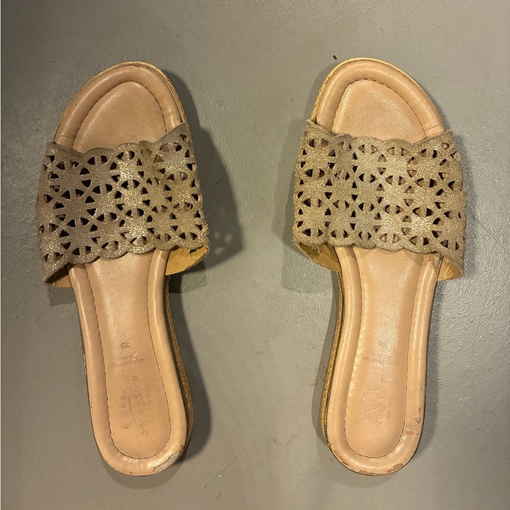 Gold metallic springstep sandals